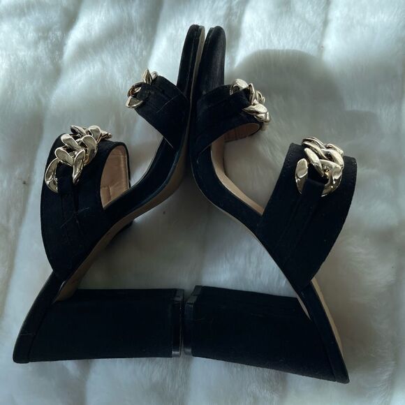 Rouge gold tone chain decor faux suede black heels size 9 - Picture 11 of 14